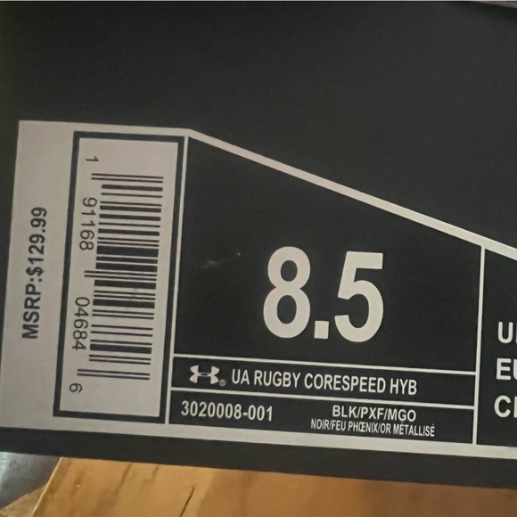 CLEATS - Picture 5 of 5